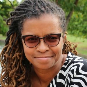 Meet your Posher, Veronica